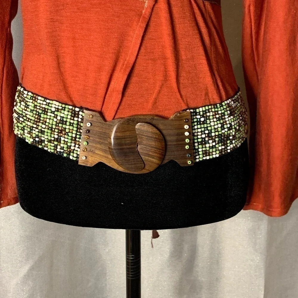 Belt - Handcrafted Beaded 2” Wide Elastic Belt Wood Hook Clasp‌‌‌‌‌‌‌‌‌ - Picture 4 of 6